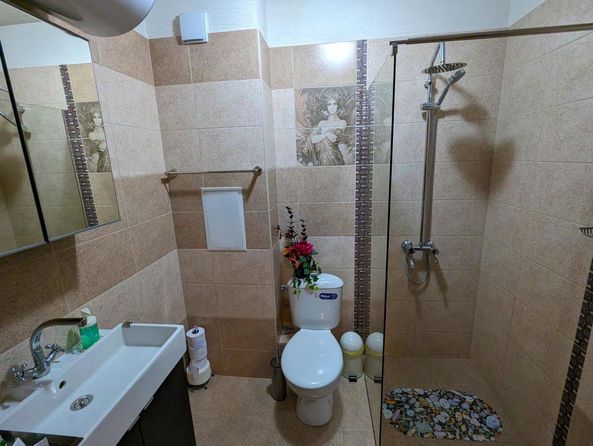 Business And Leisure Apartments In Mladost 2 With Free Garage ソフィア エクステリア 写真